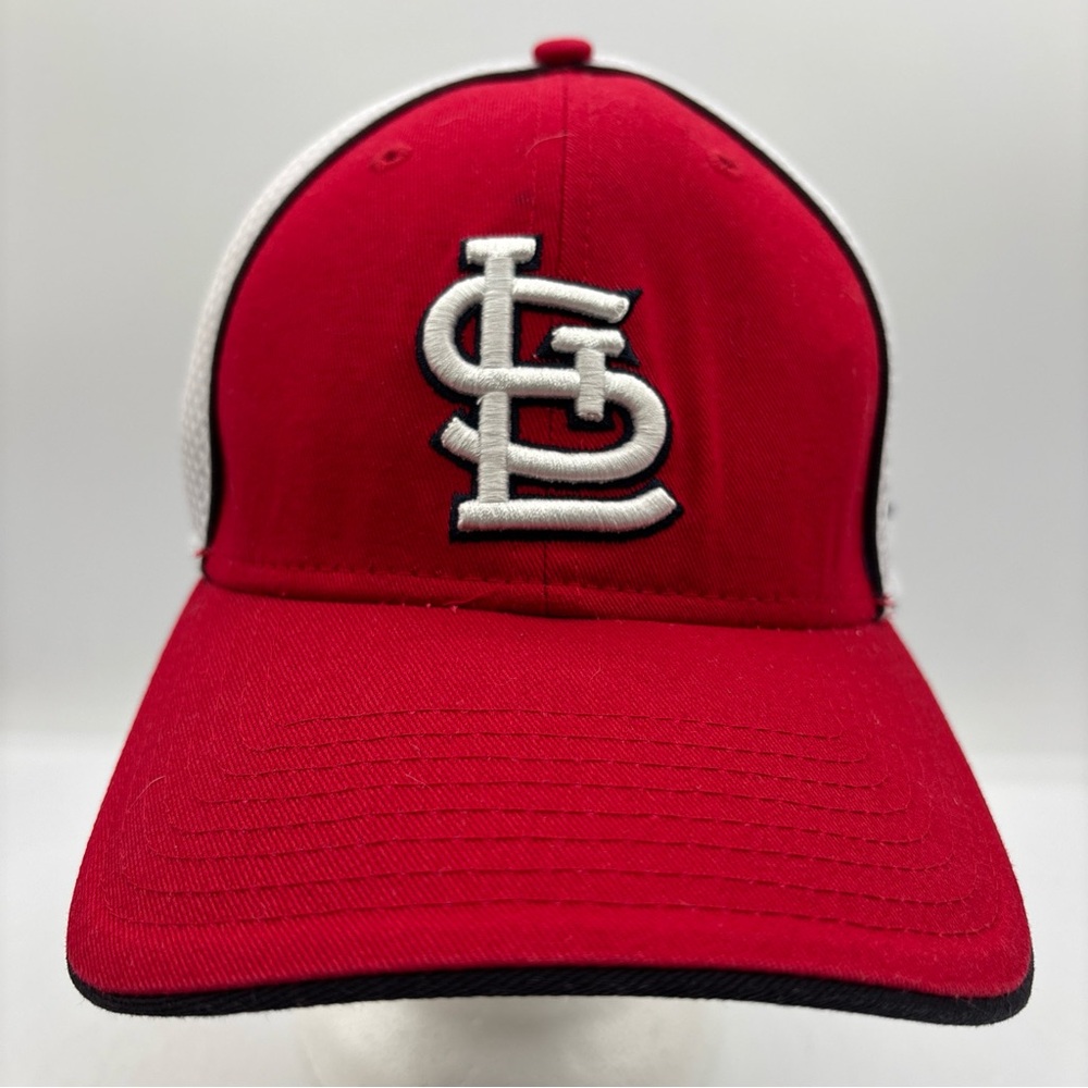 St Louis Cardinals MLB New Era 39Thirty L/XL Genuine Merchandise Red/White Hat